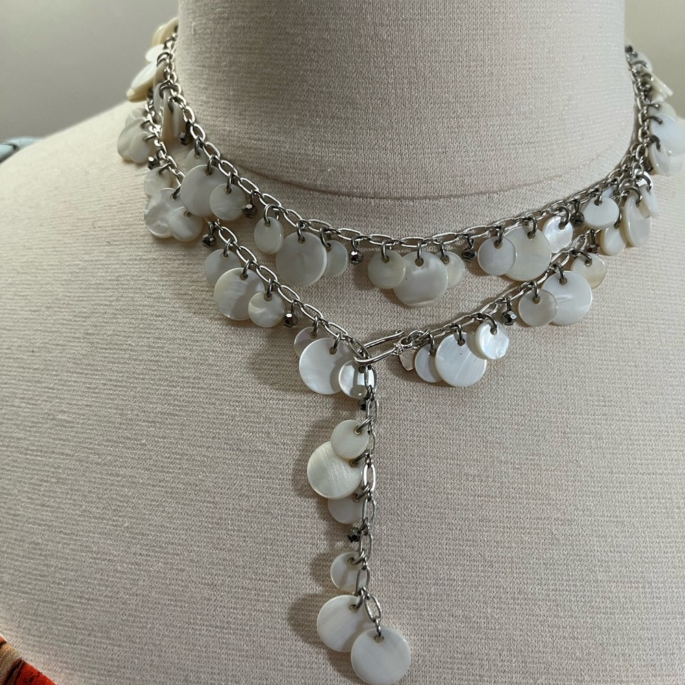 Stella and Dot Lariat Necklace